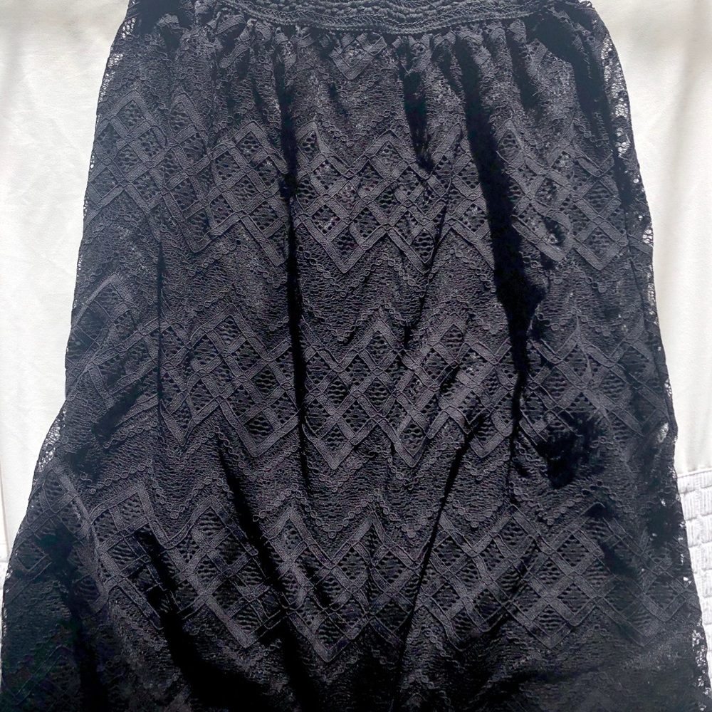 black skirt
